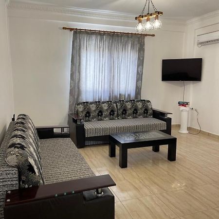 Sun And Sea Apartment Saranda Luaran gambar