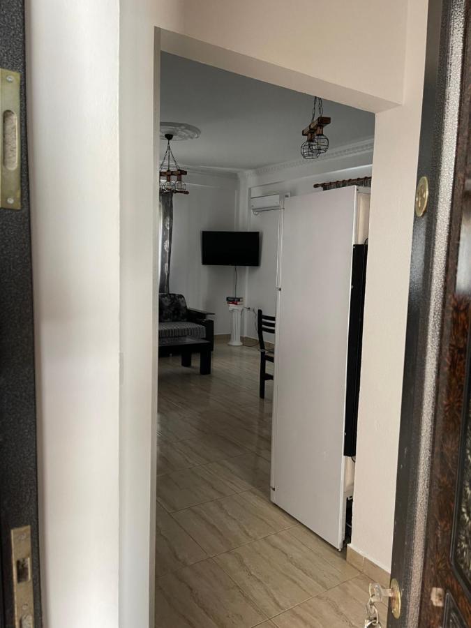 Sun And Sea Apartment Saranda Luaran gambar