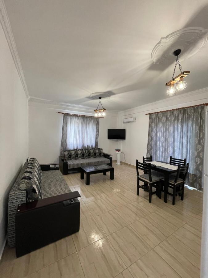 Sun And Sea Apartment Saranda Luaran gambar