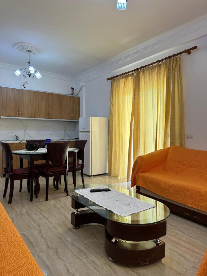 Sun And Sea Apartment Saranda Luaran gambar